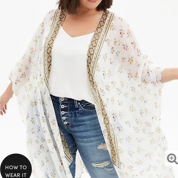 Torrid Floral Ruana - Picture 3 of 6